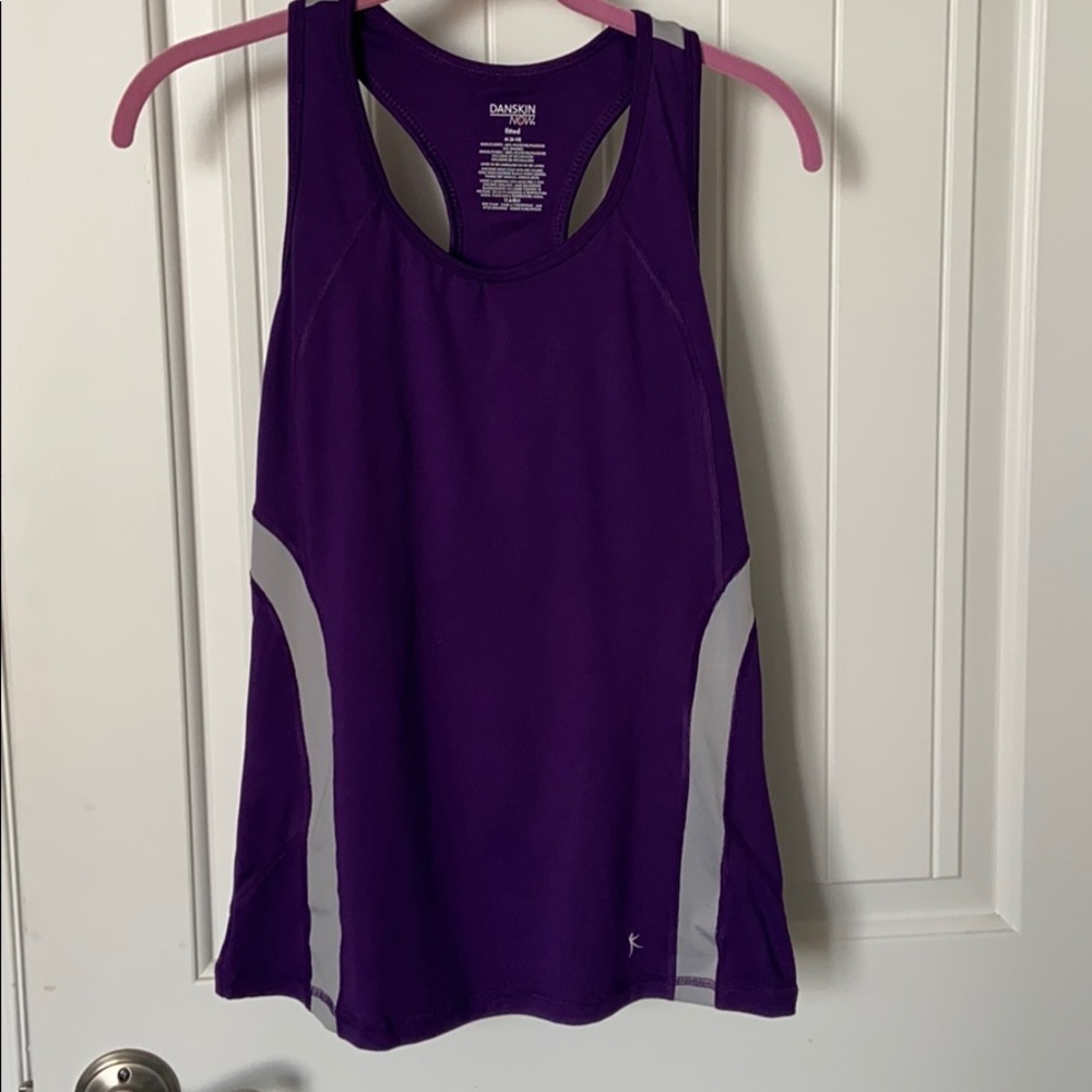 🌟Danskin Now workout top🌟 Last Chance